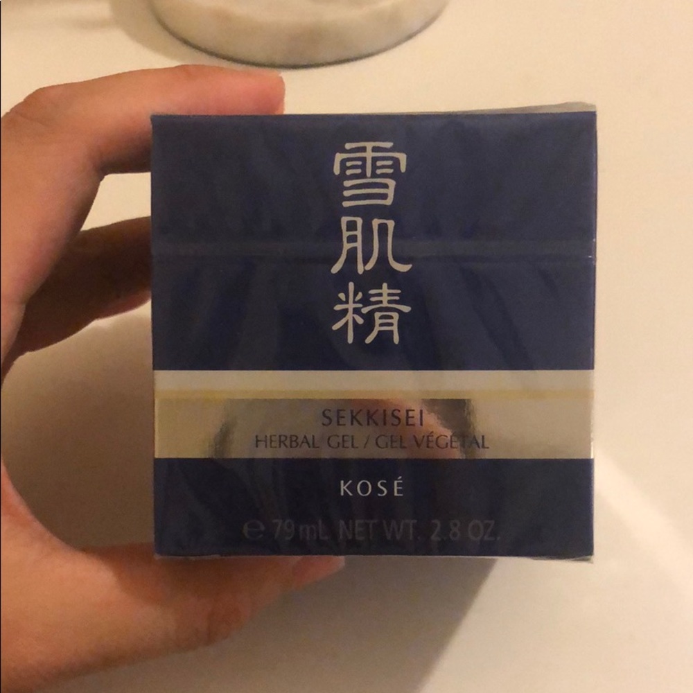 Sekkisei herbal gel face cream